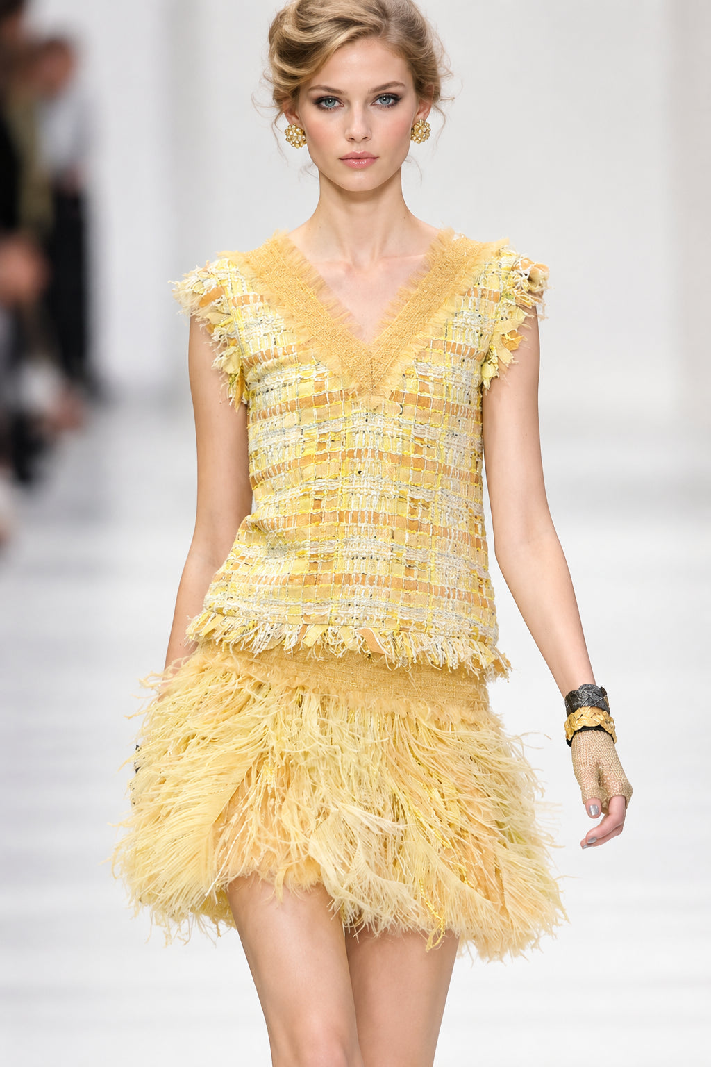 Chanel $7K Exquisite 11P 2011 Runway Fantasy Tweed Dress New 40 38 Marigold