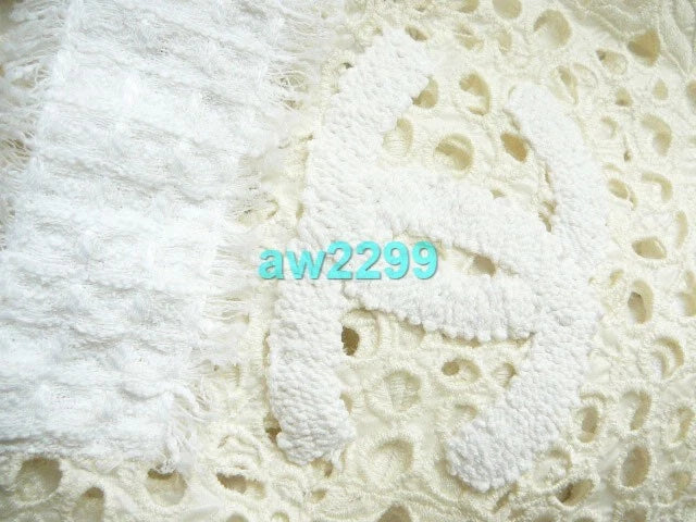 CHANEL 11C NEW MOST WANTED TWEED & EYELET CC LOGO RUNWAY MINI DRESS 38 CREME NEW