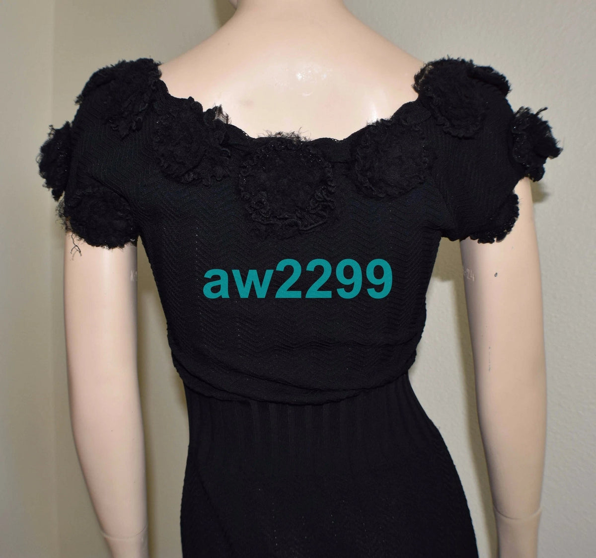 CHANEL 2008 MOST WANTED KNIT MIDI DRESS CC LOGO & CAMELLIA APPLIQUE 38 BLACK