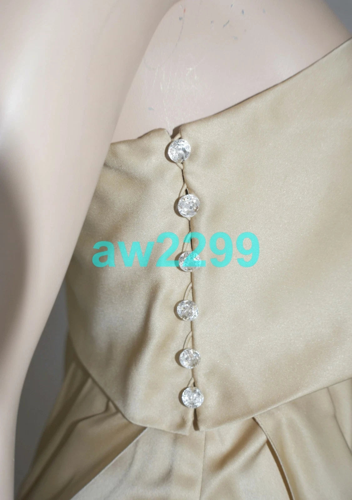 CHANEL $6780 NEW MOST WANTED 2009 CRYSTAL EMBELLISHED DRESS CREST LOGO 38 BEIGE
