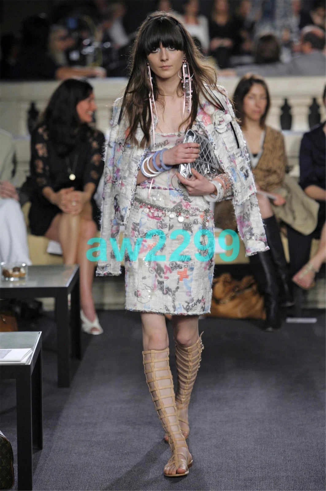 CHANEL Most Wanted Runway Graffiti Tweed Dress CC Logo 07C 6.1K Multi - 38