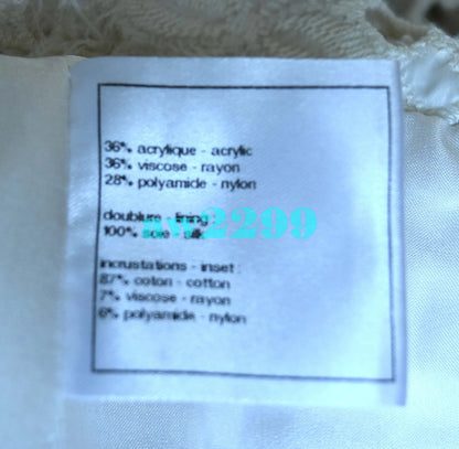 CHANEL 11C NEW MOST WANTED TWEED & EYELET CC LOGO RUNWAY MINI DRESS 38 CREME NEW