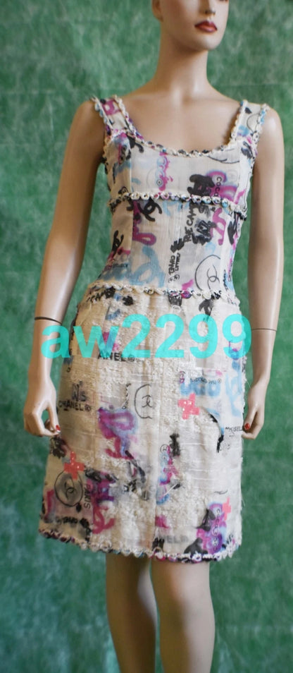 CHANEL Most Wanted Runway Graffiti Tweed Dress CC Logo 07C 6.1K Multi - 38